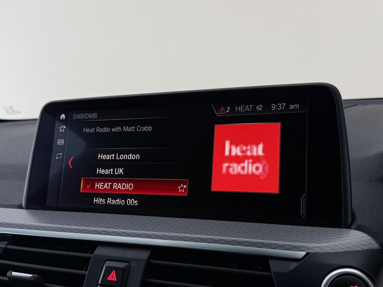 BMW X3 thumbnail Infotainment System
