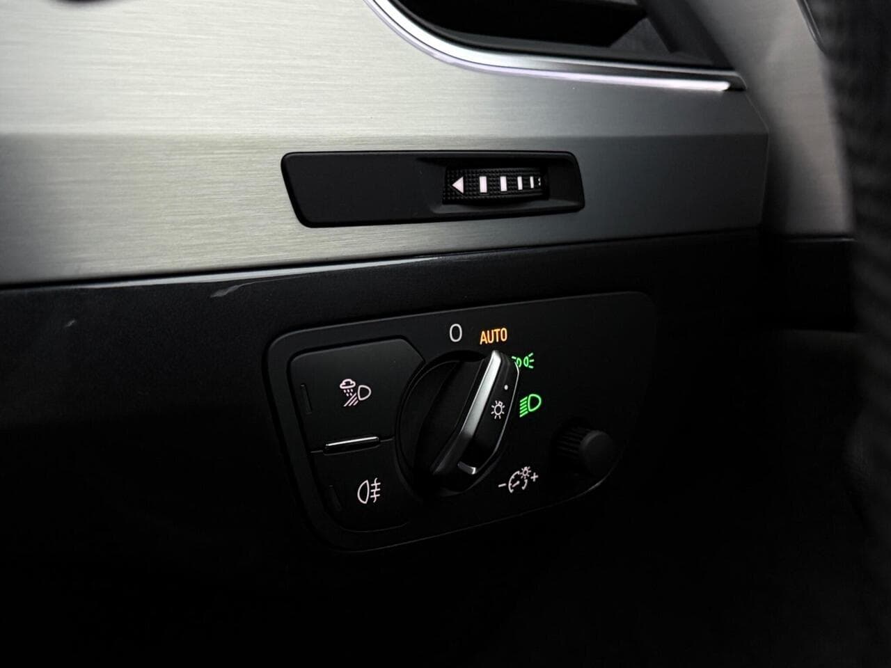 Audi Q7 thumbnail Misc Controls