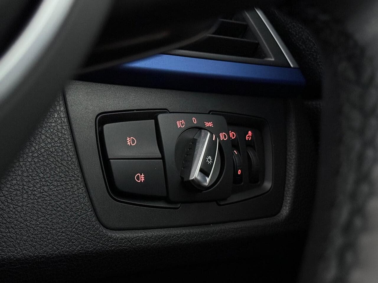 BMW 3 Series Gran Turismo thumbnail Misc Controls