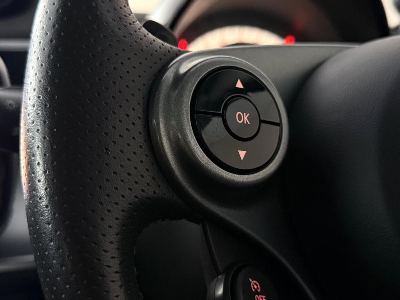 Smart forfour thumbnail Misc Controls
