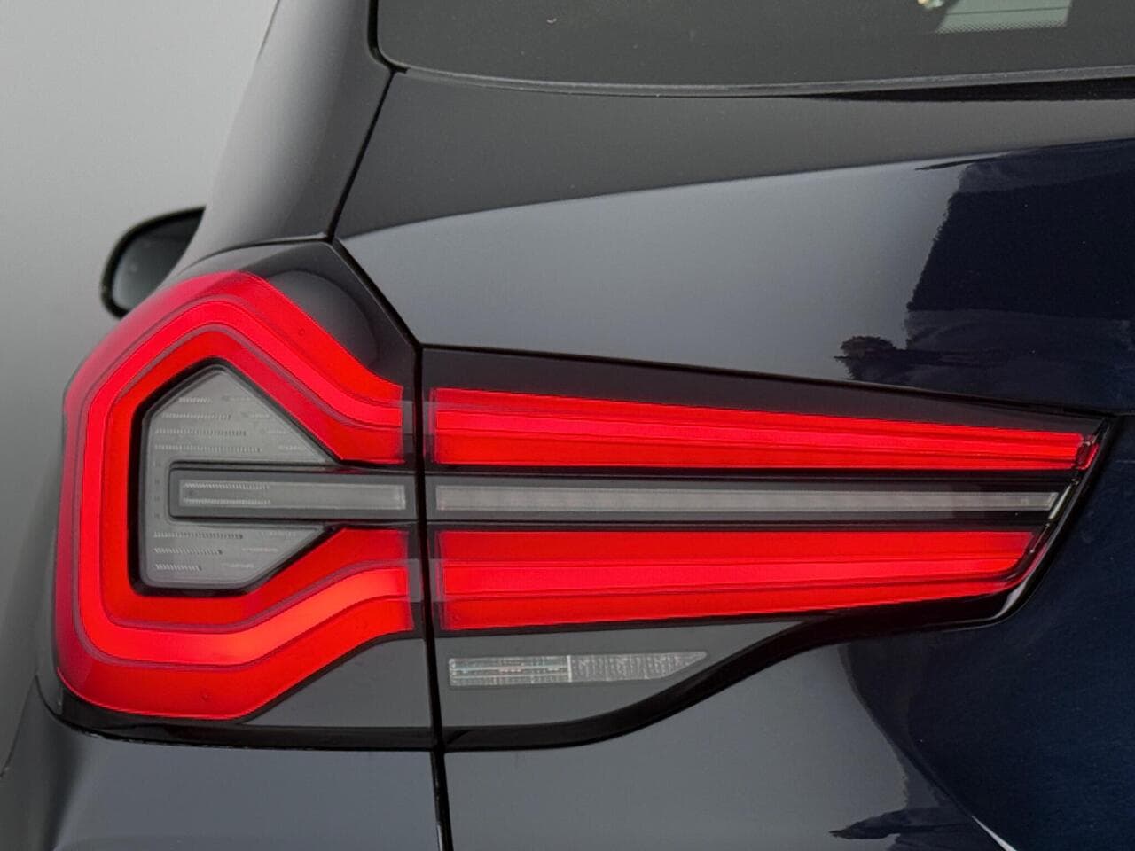BMW iX3 thumbnail Inconclusive