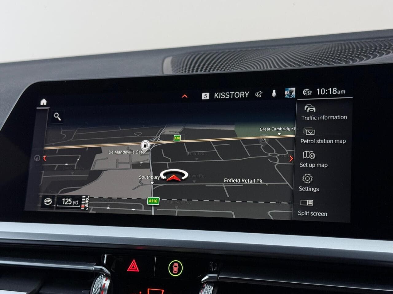 BMW 3 Series thumbnail Infotainment System