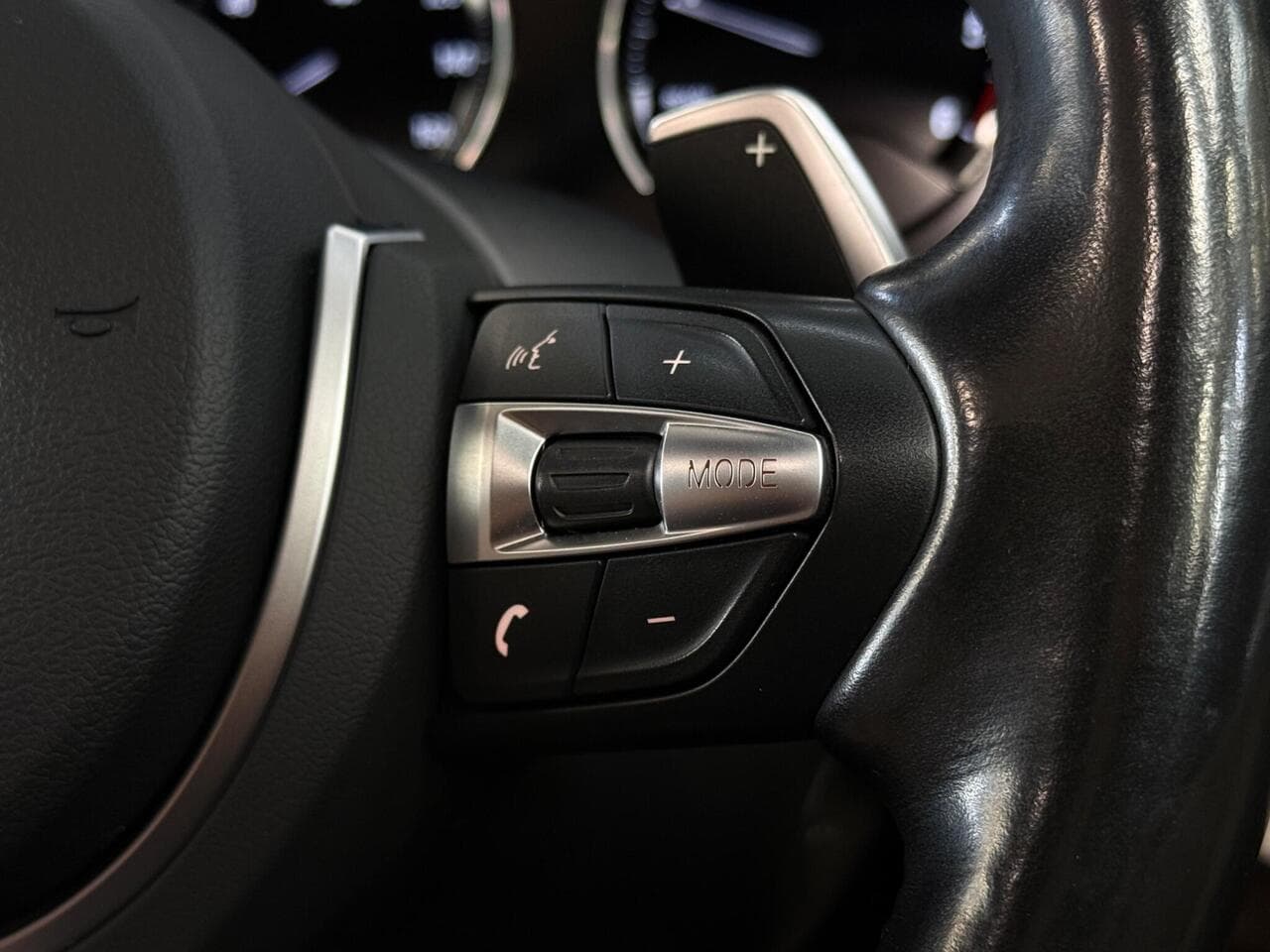 BMW X1 thumbnail Misc Controls