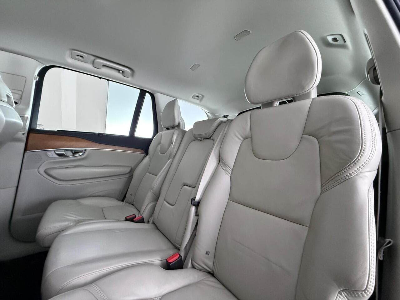 Volvo XC90 thumbnail Seats Rear