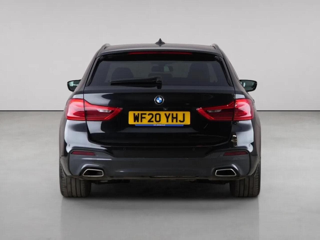 BMW 5 Series thumbnail Rear