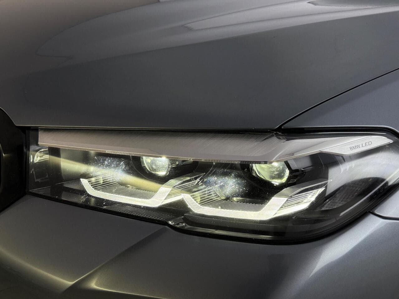 BMW 5 Series thumbnail Lights Front
