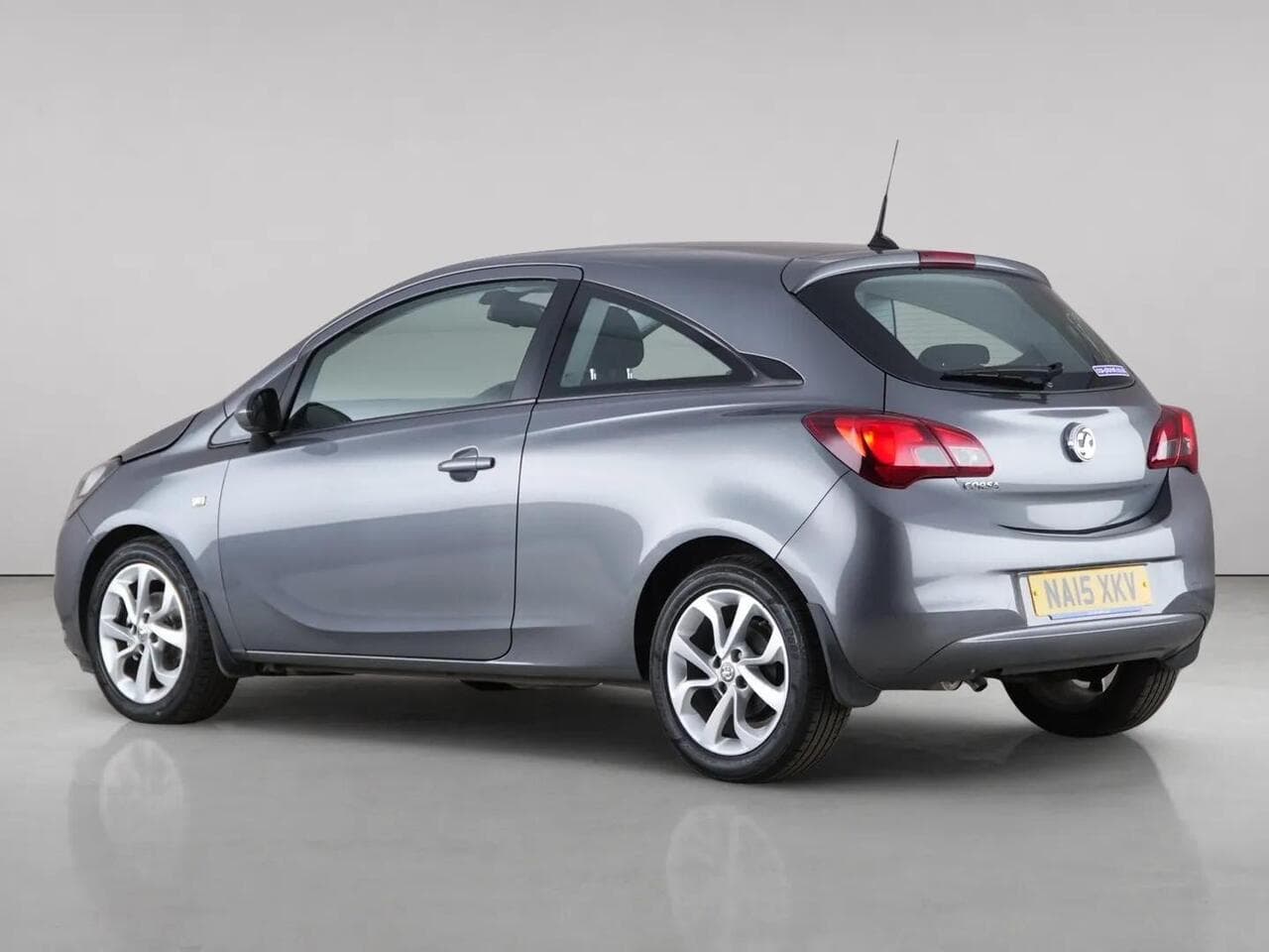Vauxhall Corsa thumbnail Rear Left