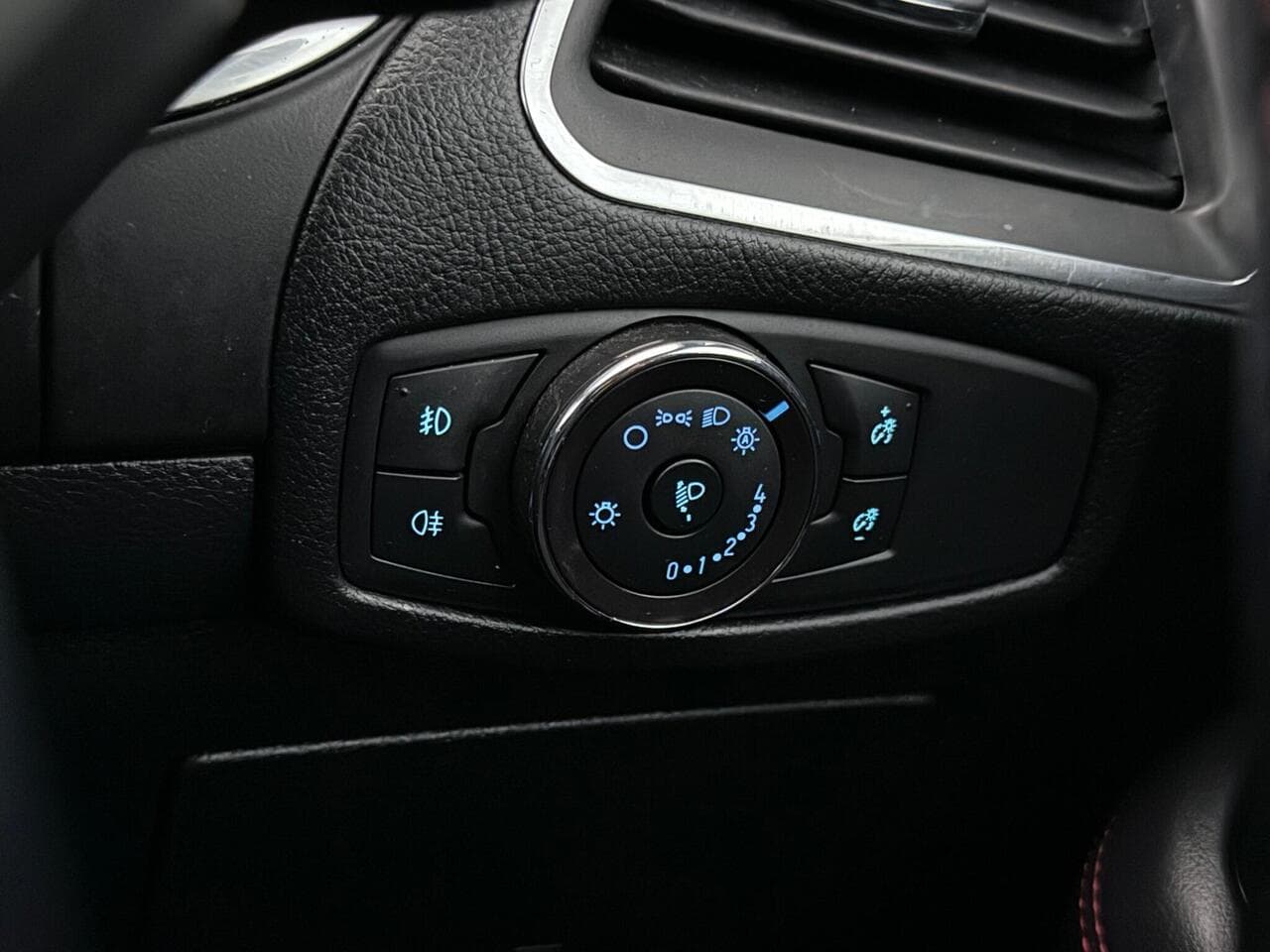 Ford S-Max thumbnail Misc Controls