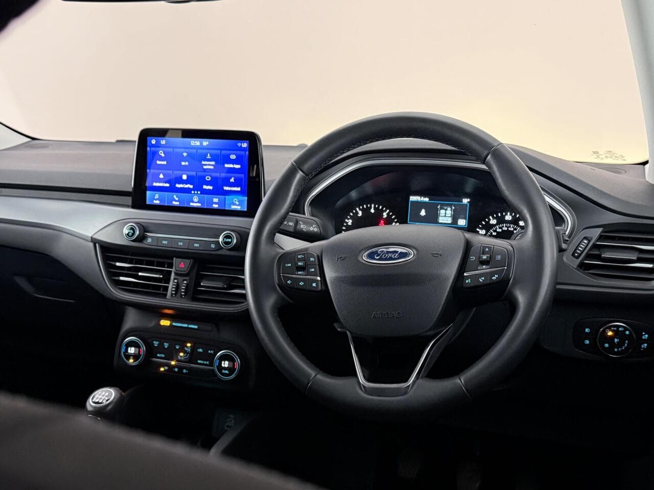 Ford Focus thumbnail Steering Wheel
