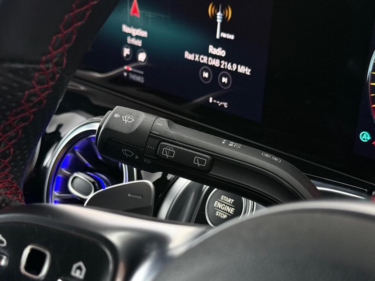 Mercedes-Benz GLB thumbnail Misc Controls