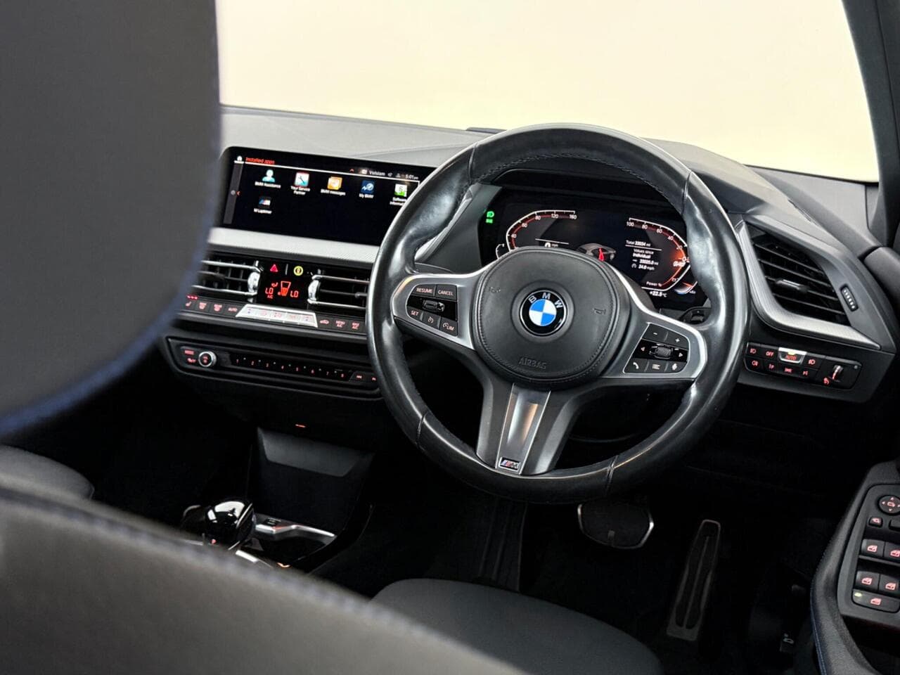 BMW 1 Series thumbnail Steering Wheel