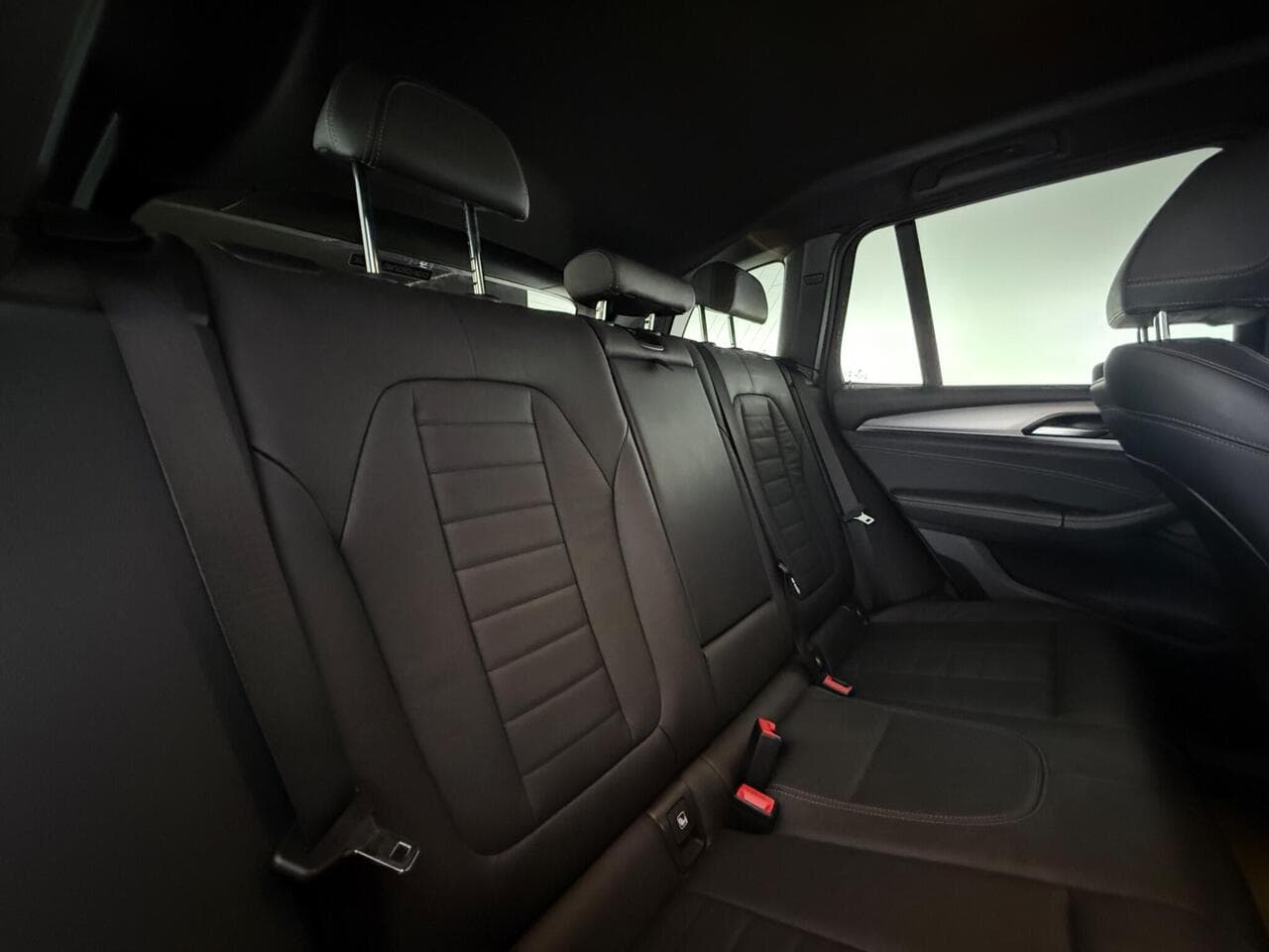 BMW X3 thumbnail Seats Rear
