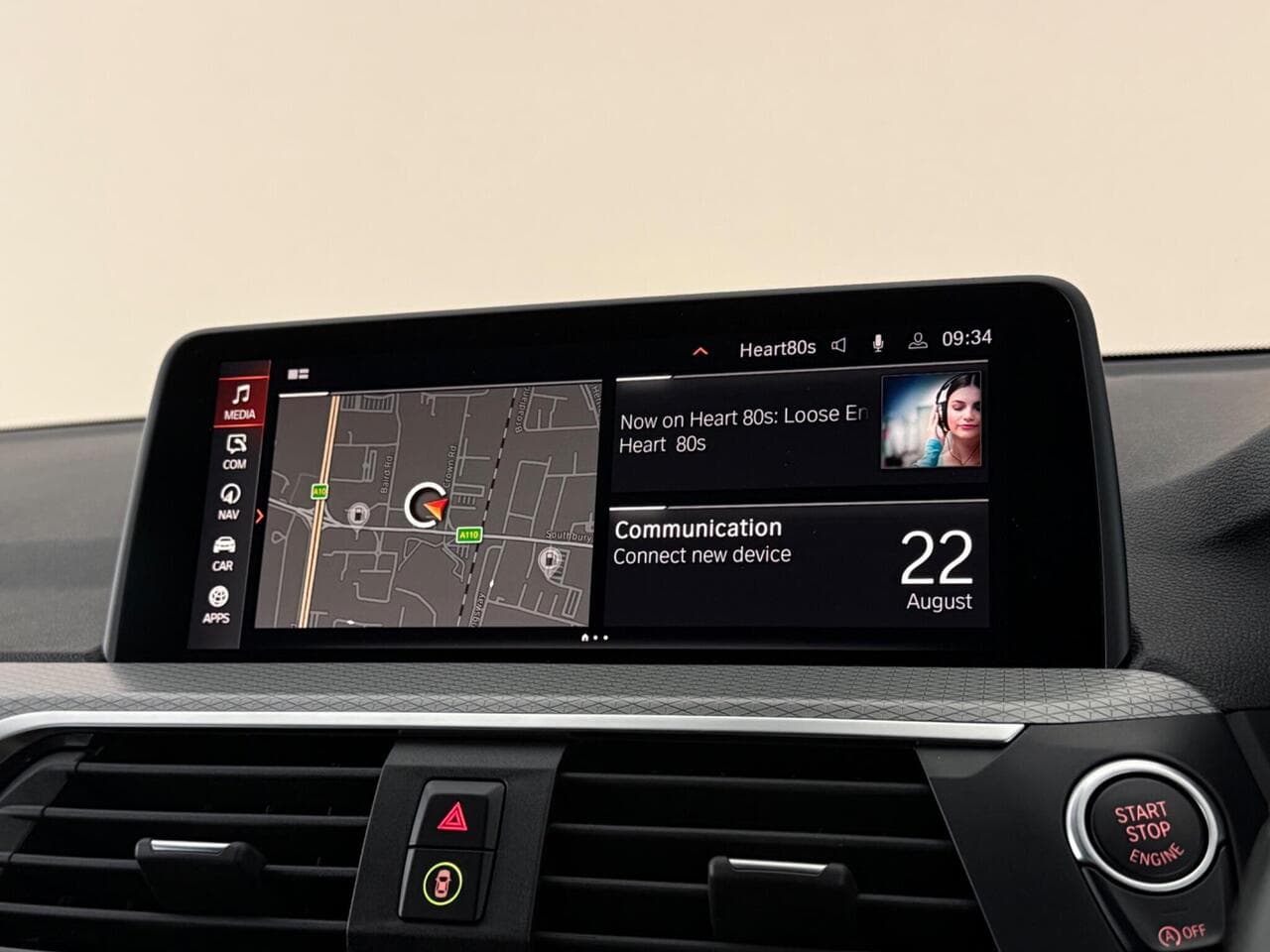 BMW X3 thumbnail Infotainment System