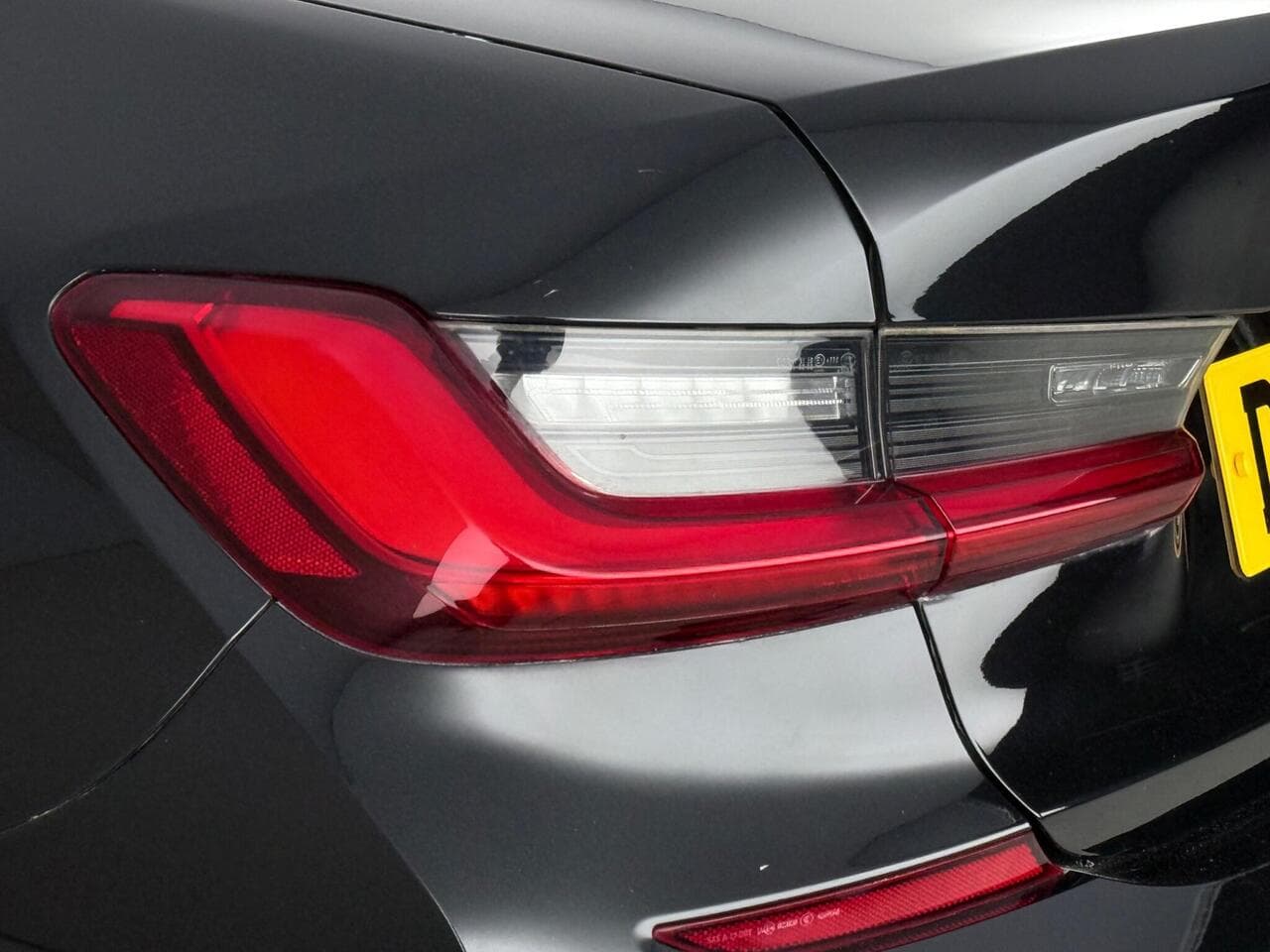 BMW 3 Series thumbnail Lights Rear