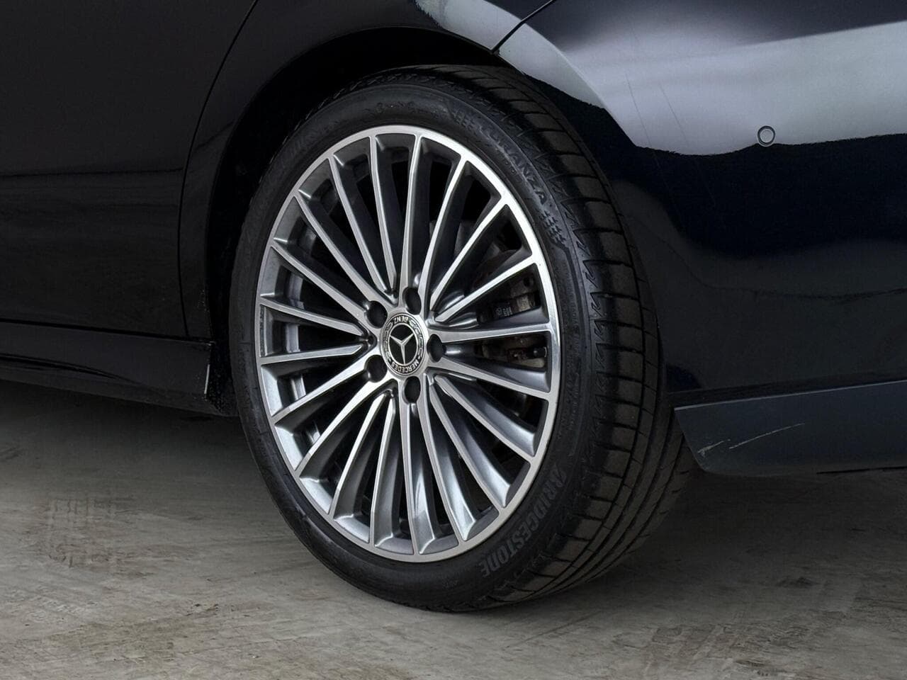 Mercedes-Benz CLA thumbnail Wheel