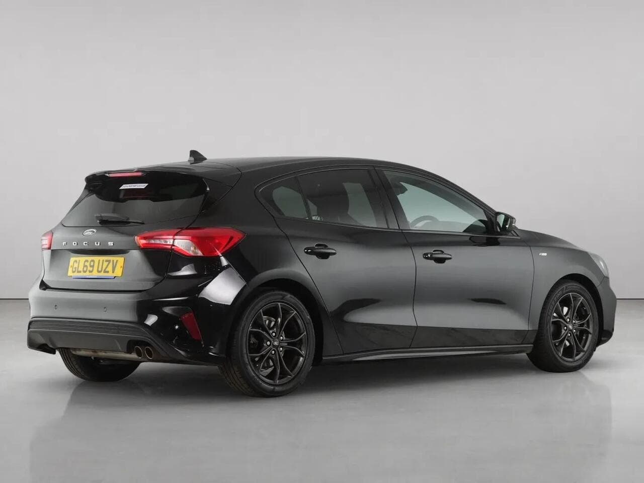 Ford Focus thumbnail Rear Right