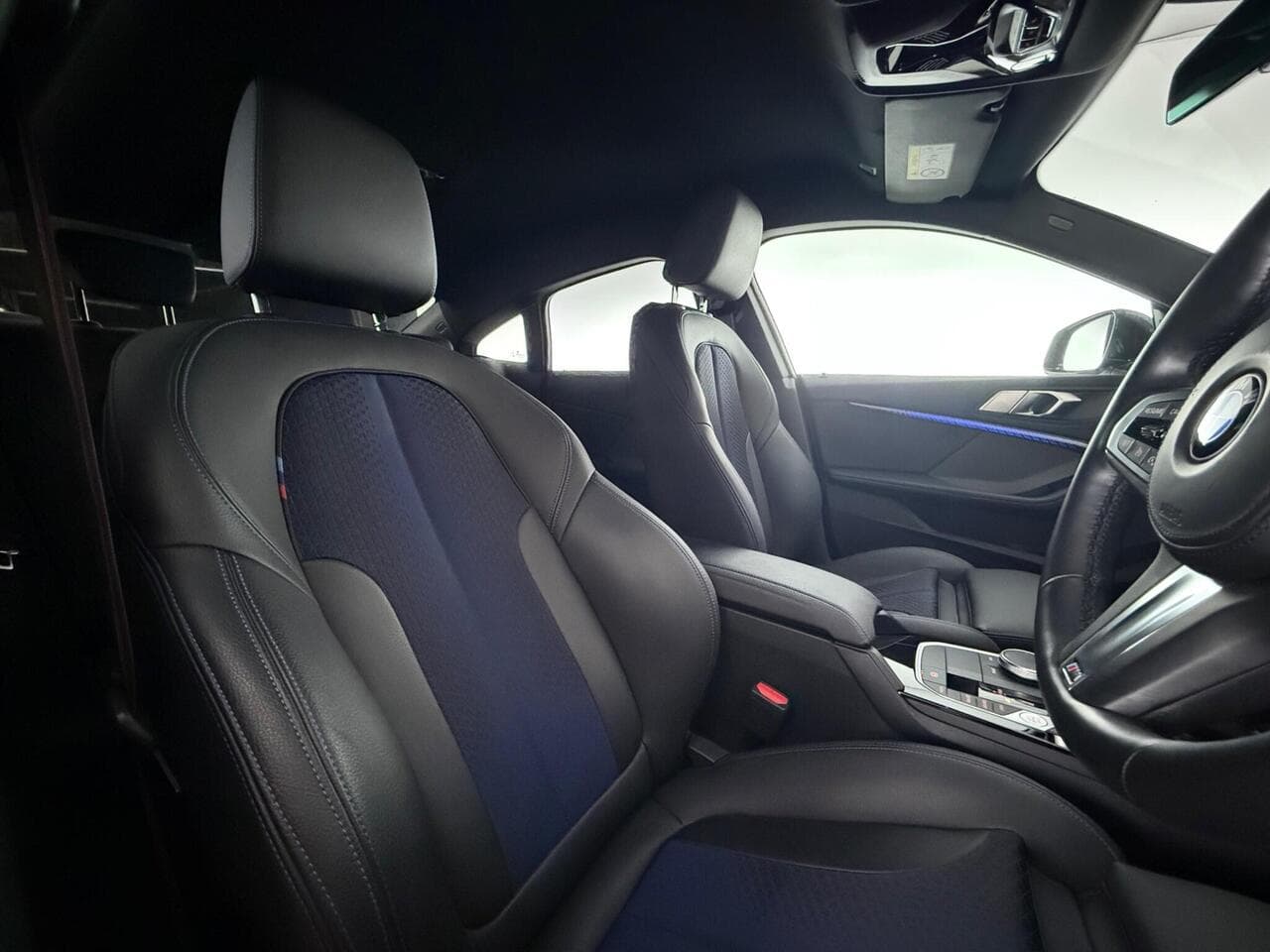 BMW 2 Series Gran Coupe thumbnail Seat Driver