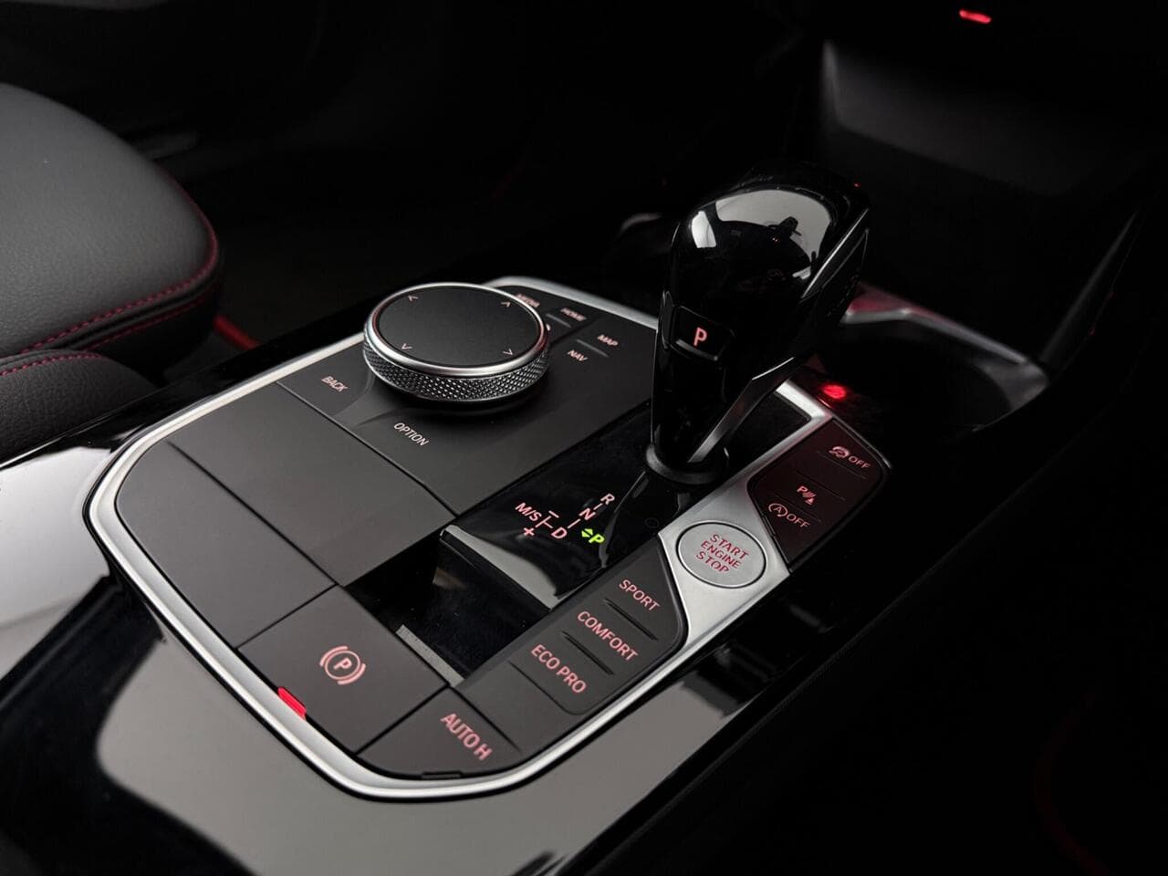 BMW 1 Series thumbnail Interior Front
