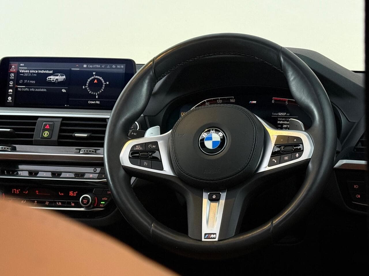 BMW X3 thumbnail Steering Wheel