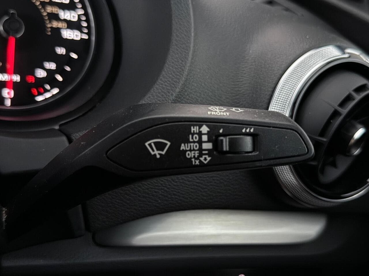 Audi A3 thumbnail Misc Controls
