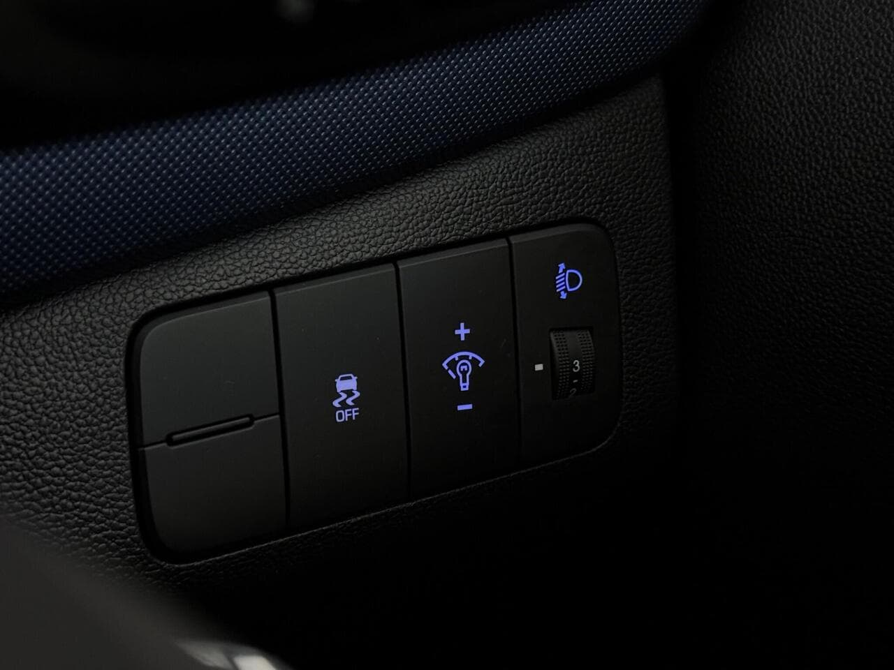 Hyundai i10 thumbnail Misc Controls