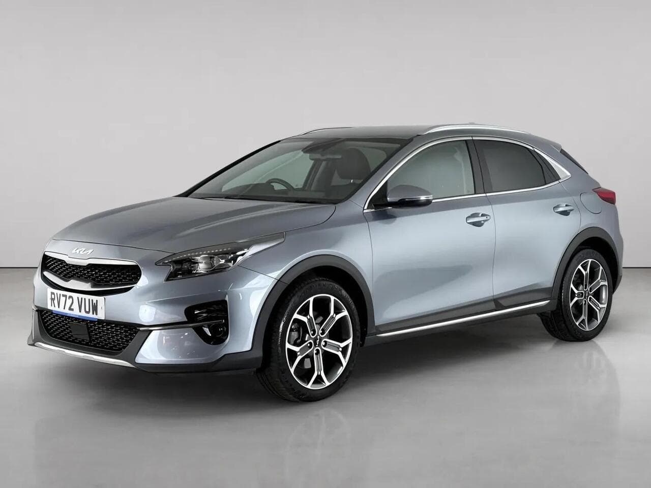 Kia XCeed thumbnail Front Left