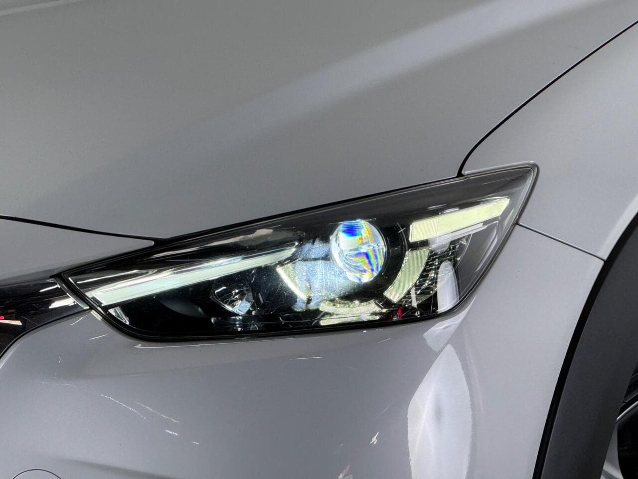 Mazda CX-3 thumbnail Lights Front