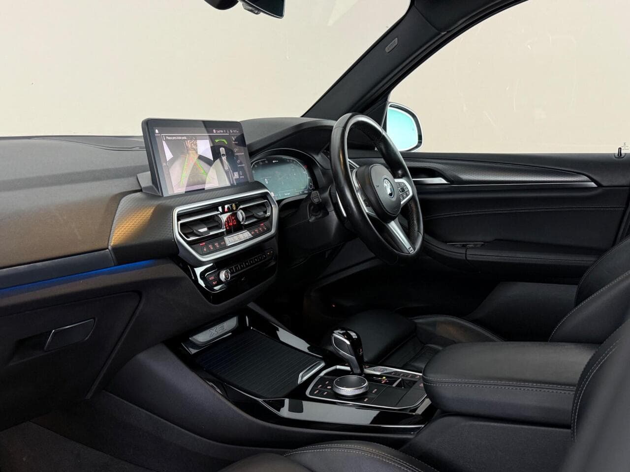 BMW X3 thumbnail Interior Front