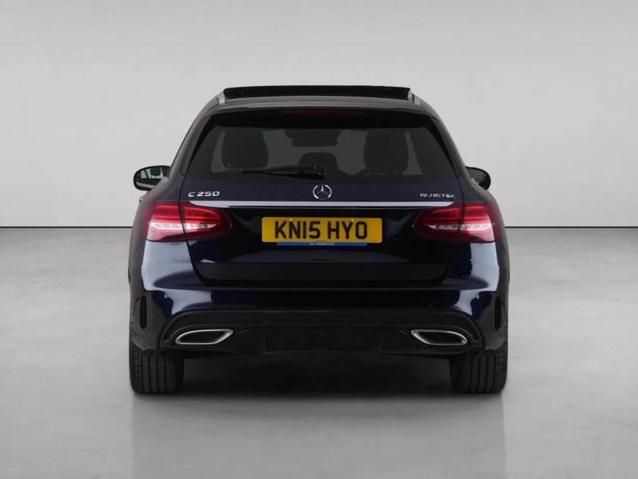 Mercedes-Benz C Class thumbnail Rear