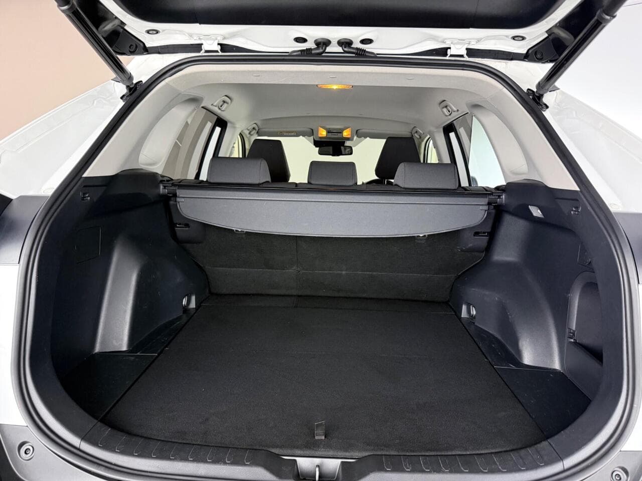 Toyota RAV4 thumbnail Boot
