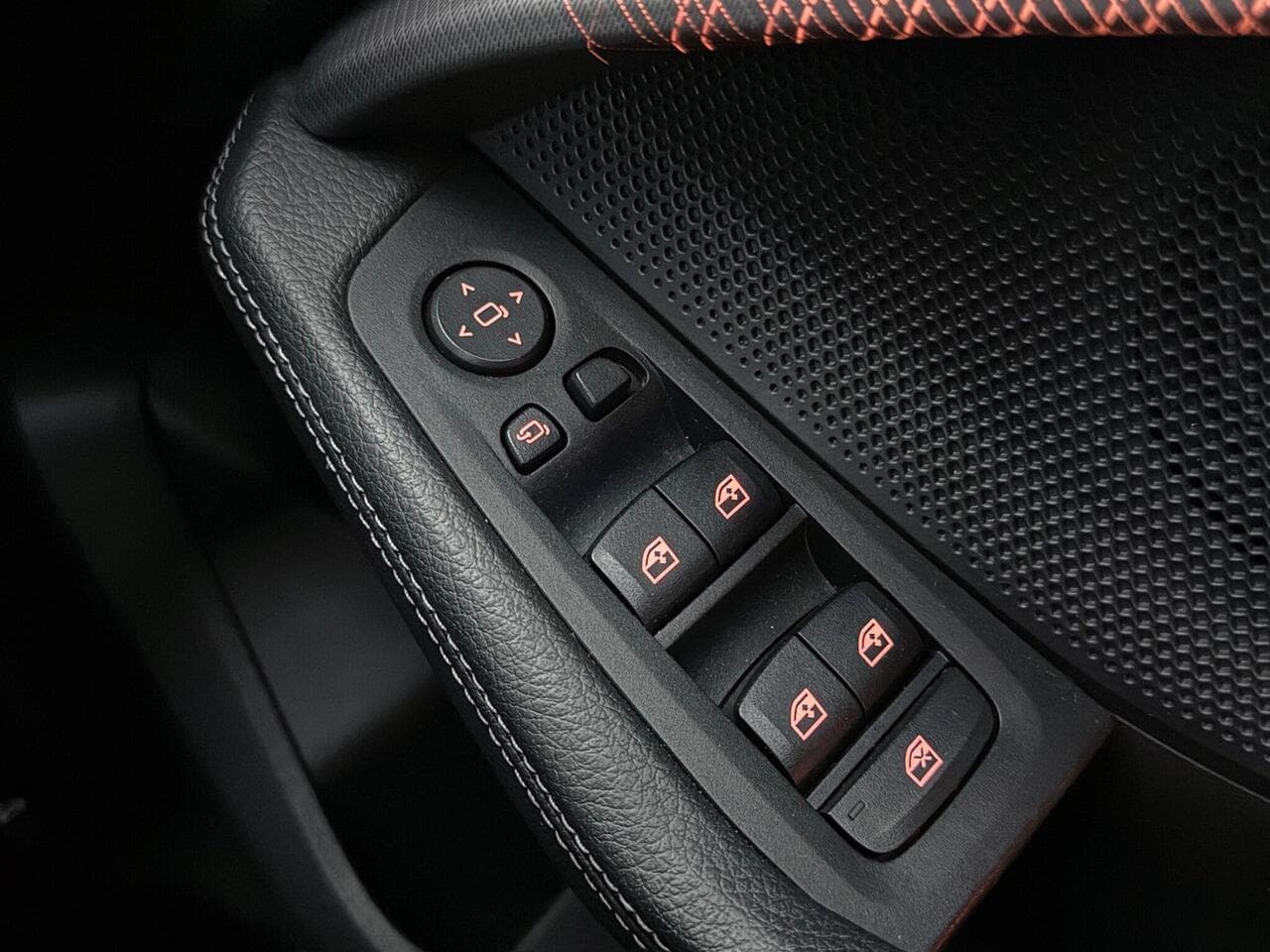 BMW 1 Series thumbnail Misc Controls