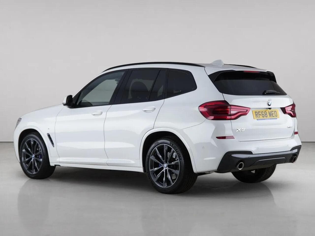 BMW X3 thumbnail Rear Left