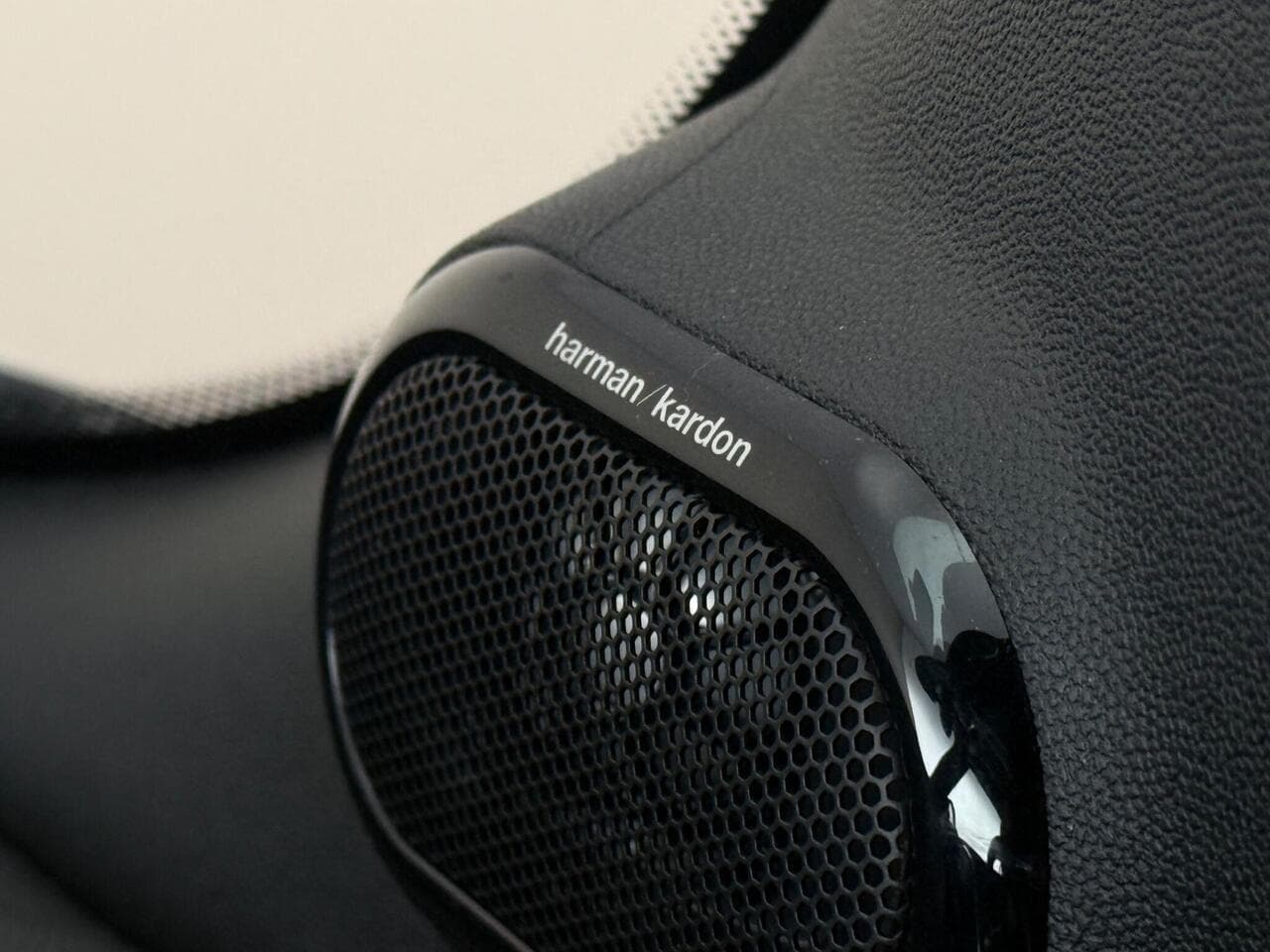 MINI Convertible thumbnail Misc Controls