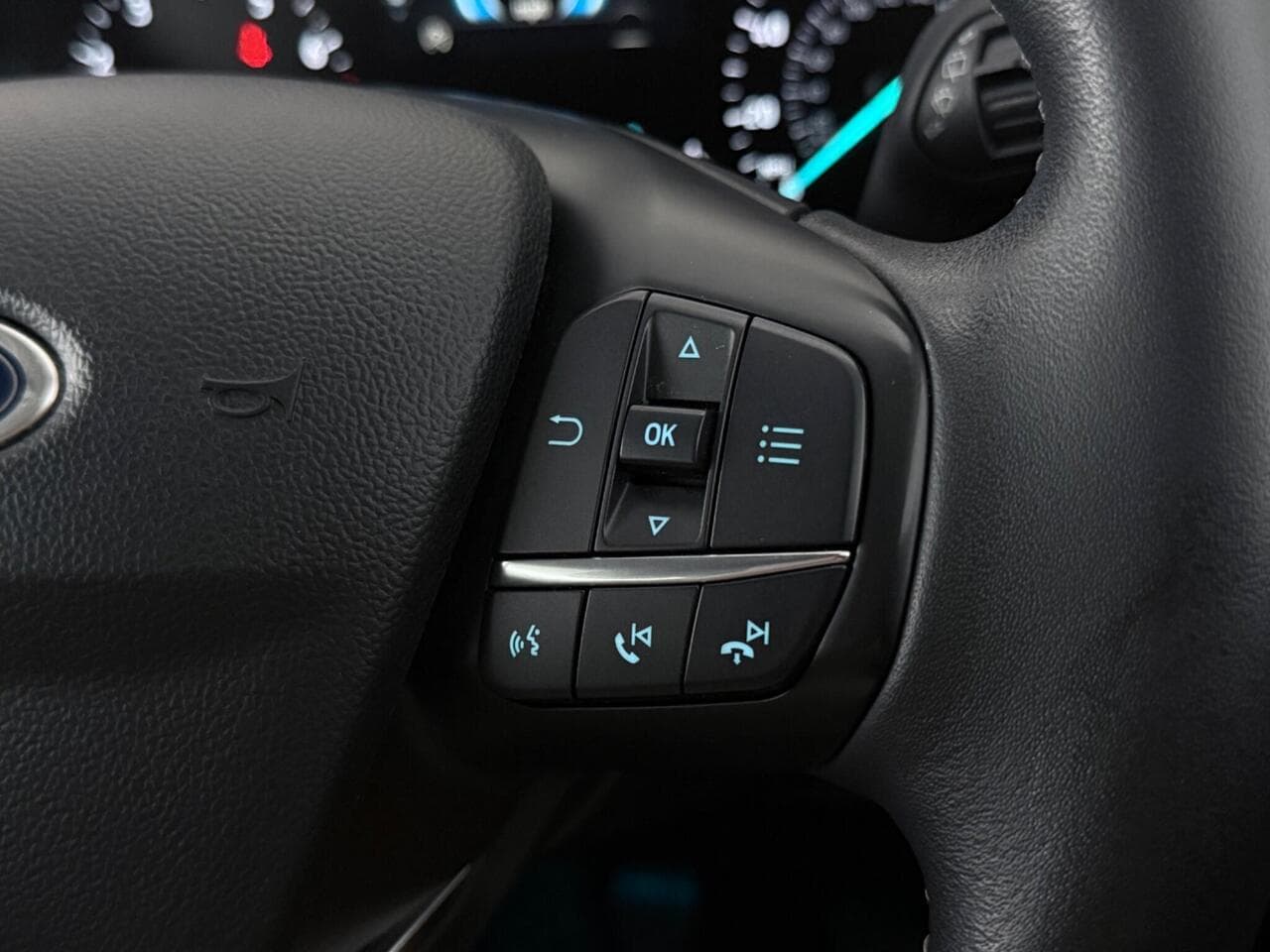 Ford Focus thumbnail Misc Controls
