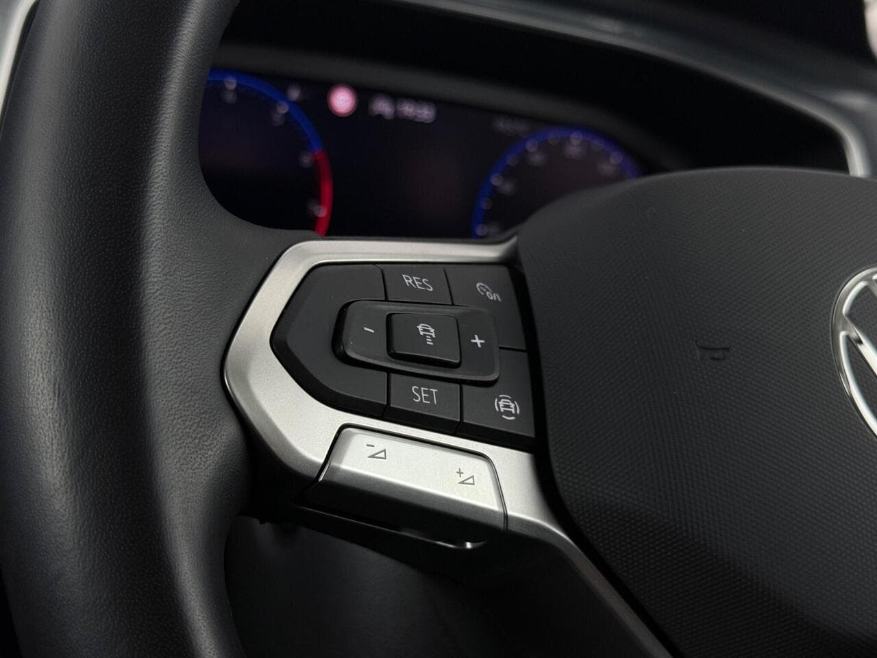 Volkswagen T-Roc thumbnail Misc Controls