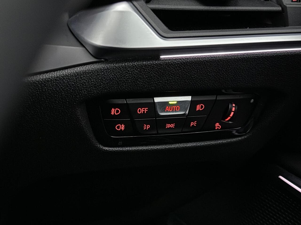 BMW 3 Series thumbnail Misc Controls