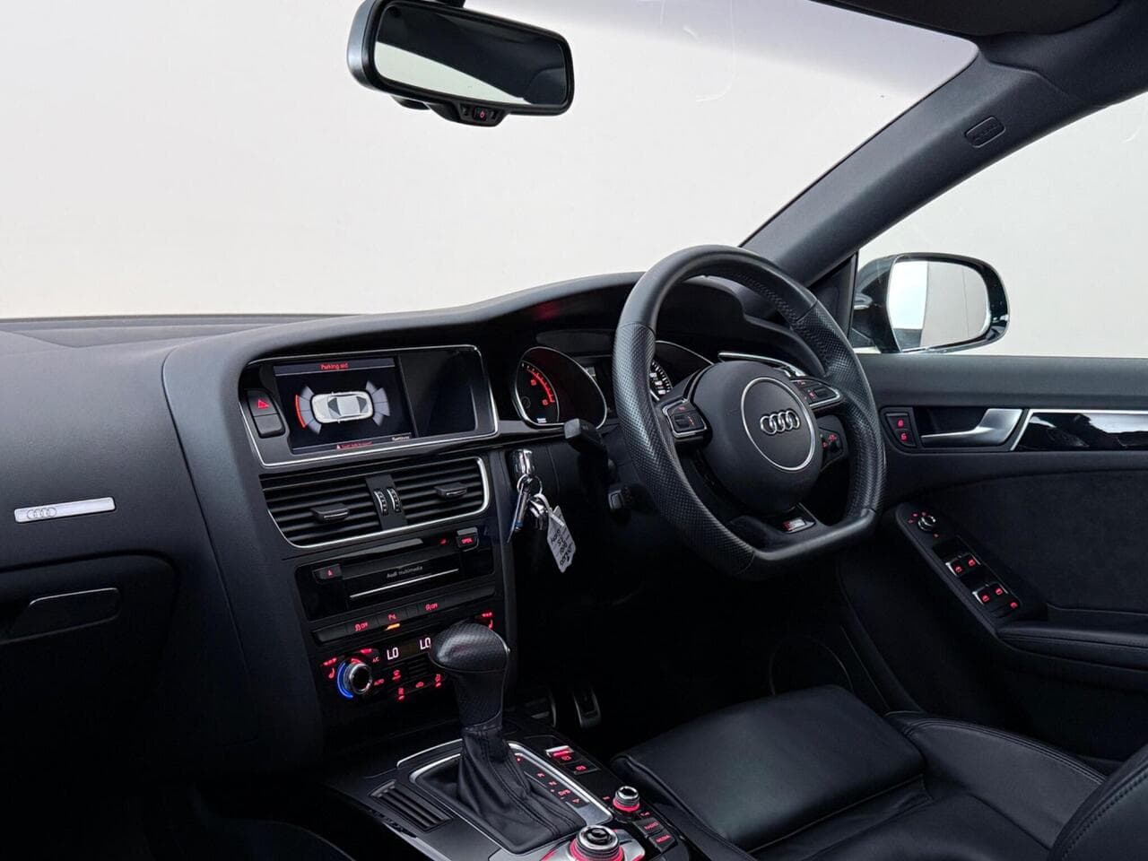 Audi A5 thumbnail Interior Front