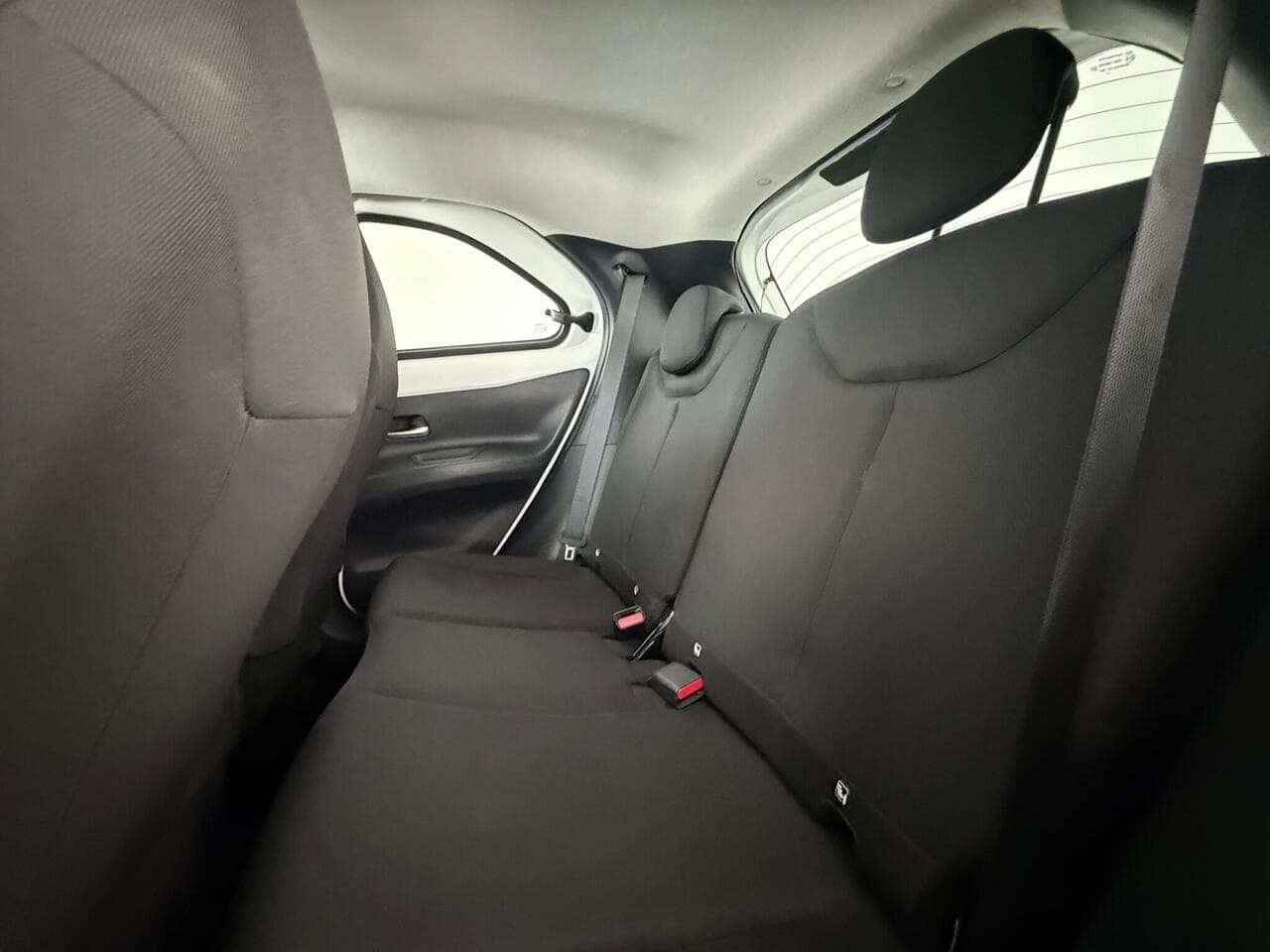 Toyota Aygo X thumbnail Seats Rear