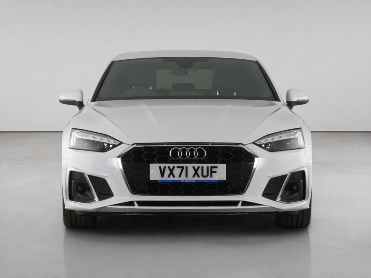 Audi A5 thumbnail Front