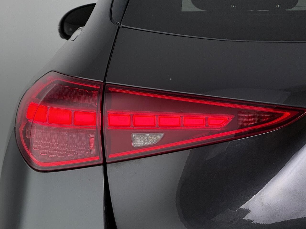 Mercedes-Benz C Class thumbnail Lights Rear