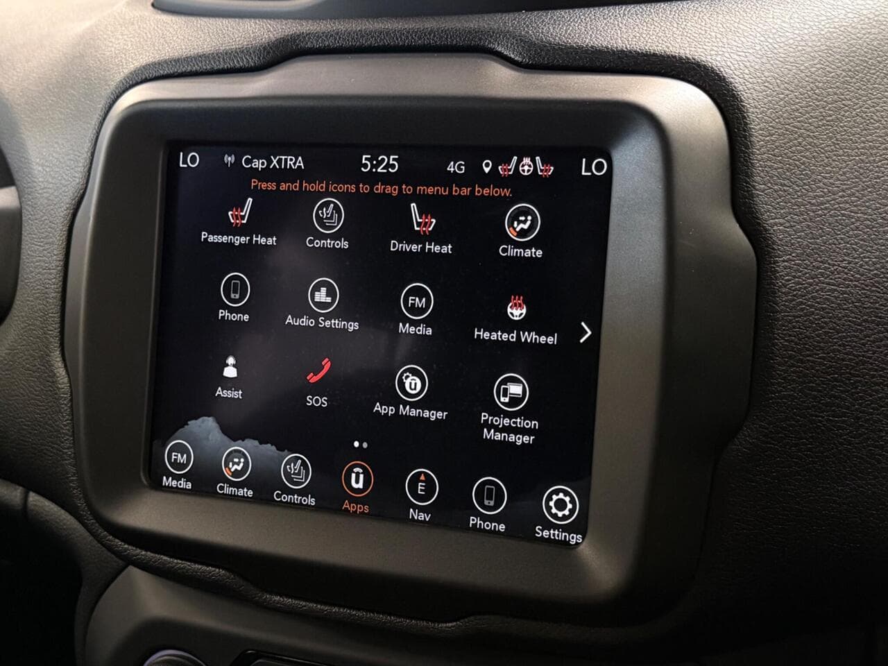 Jeep Renegade thumbnail Infotainment System