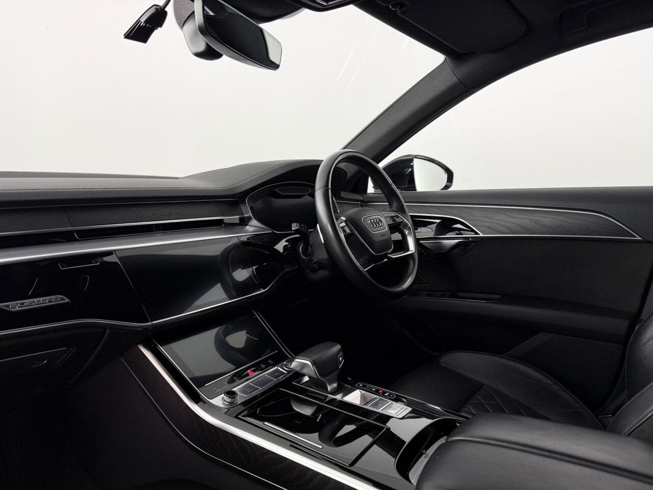 Audi A8 thumbnail Interior Front