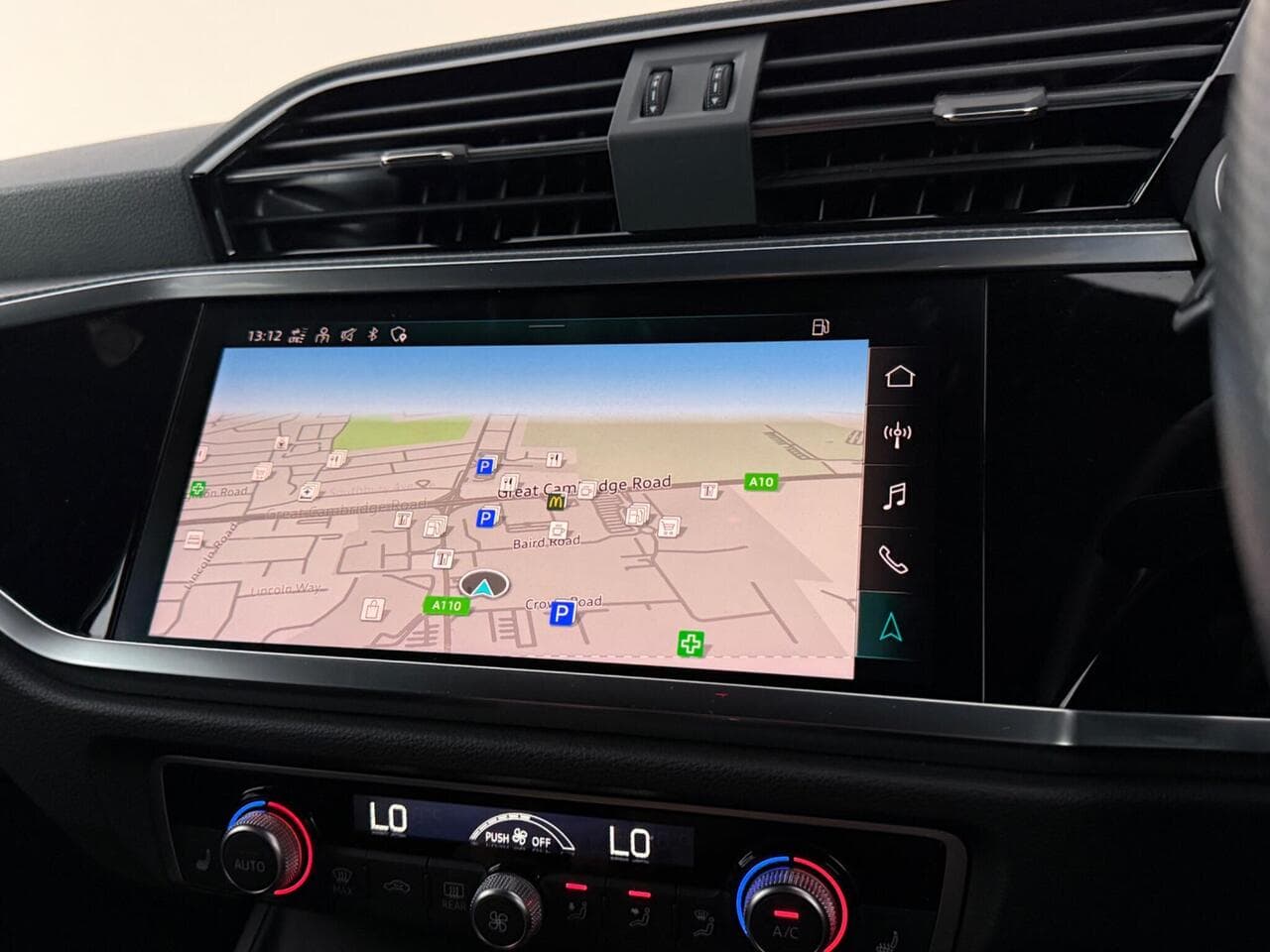 Audi Q3 thumbnail Infotainment System