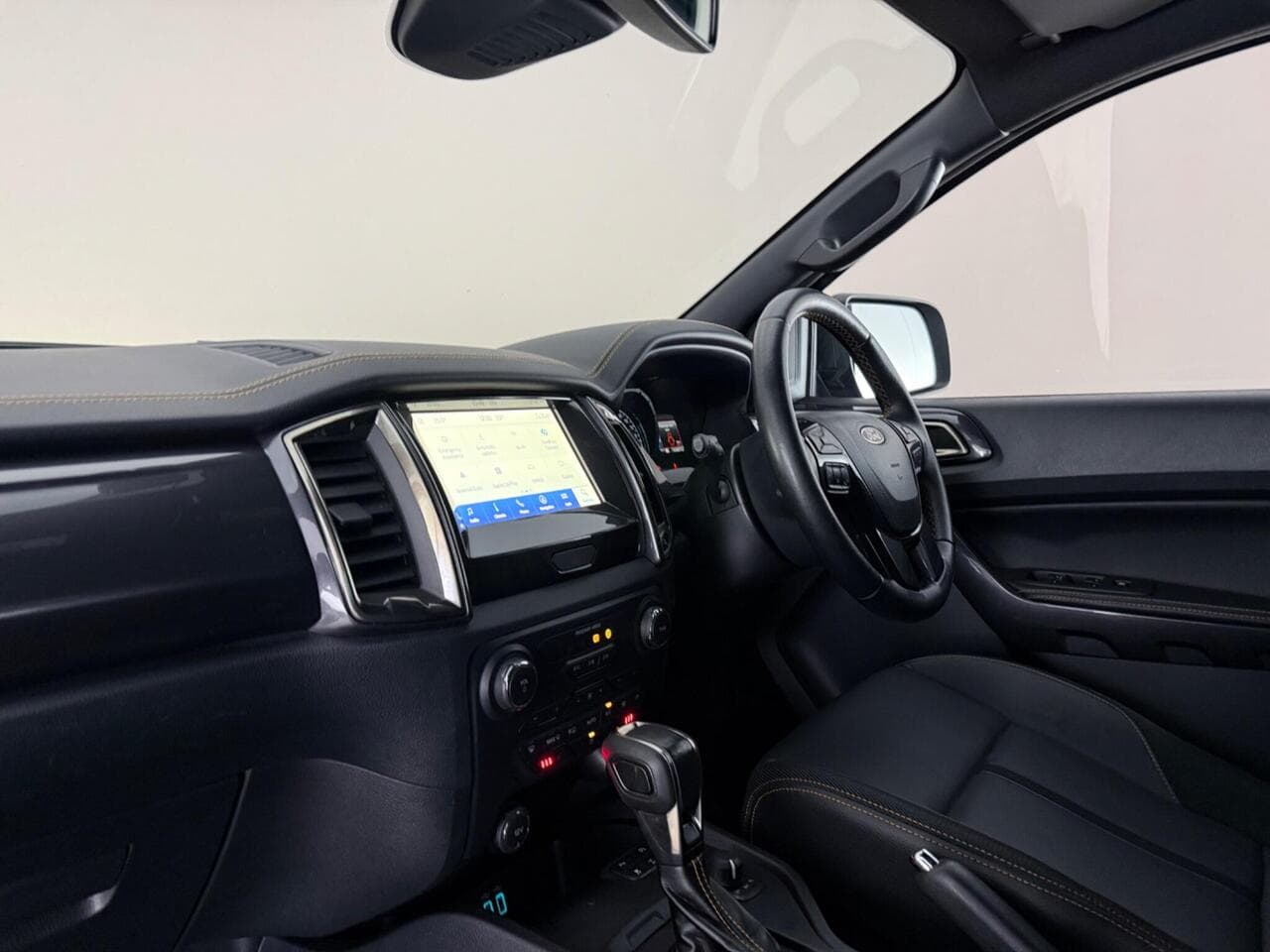 Ford Ranger thumbnail Interior Front
