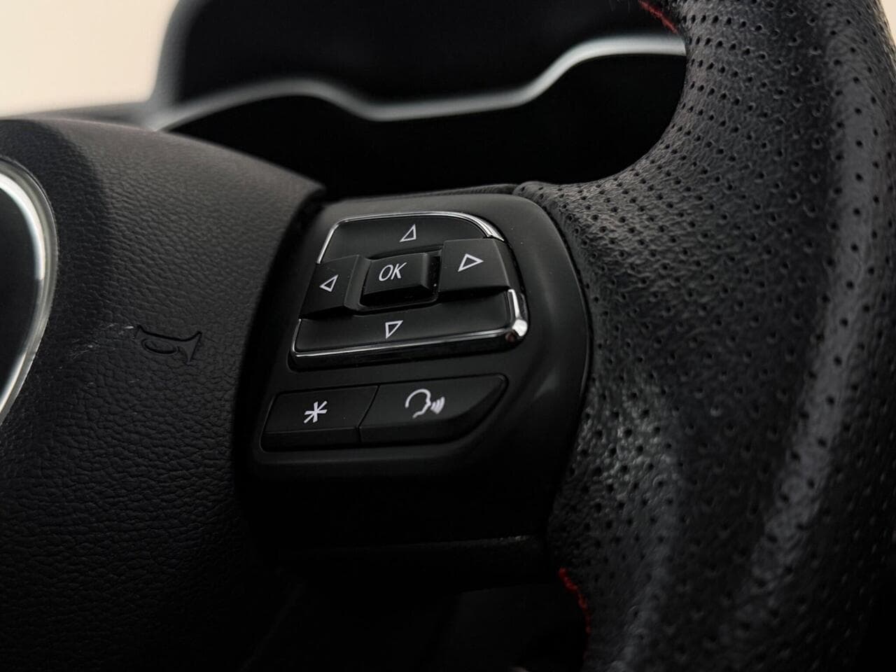 MG MG ZS thumbnail Misc Controls
