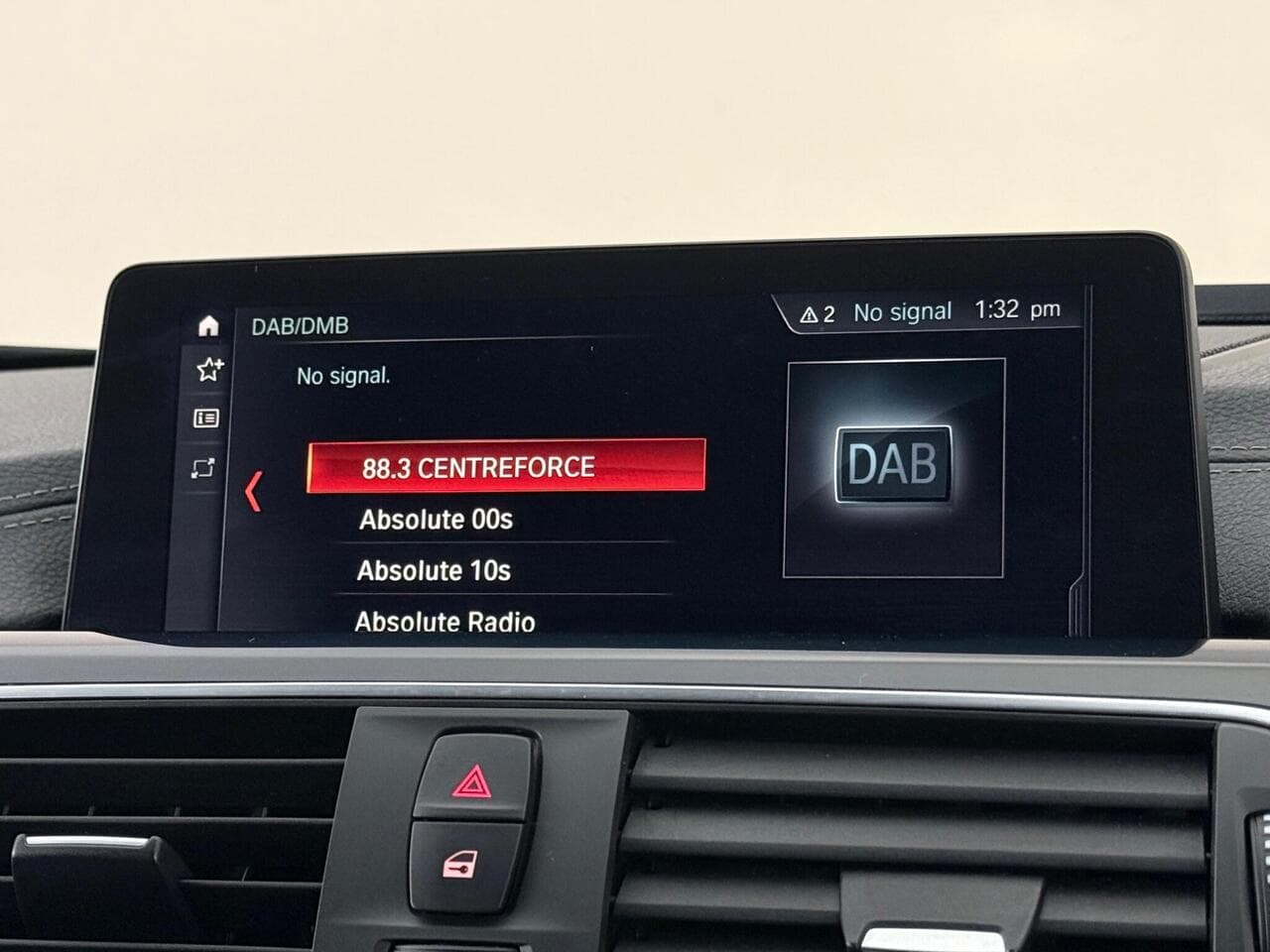 BMW 3 Series thumbnail Infotainment System
