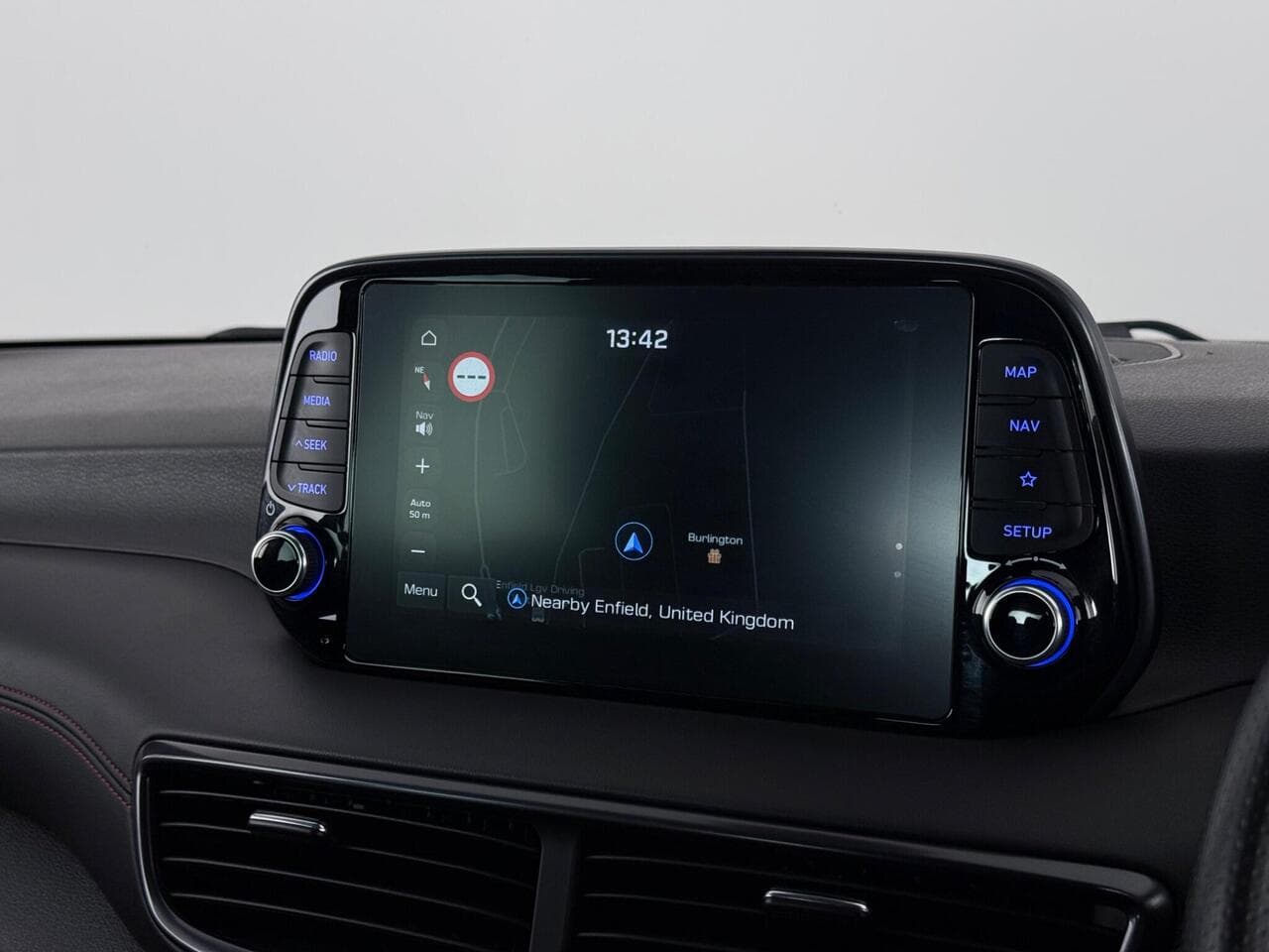 Hyundai TUCSON thumbnail Infotainment System