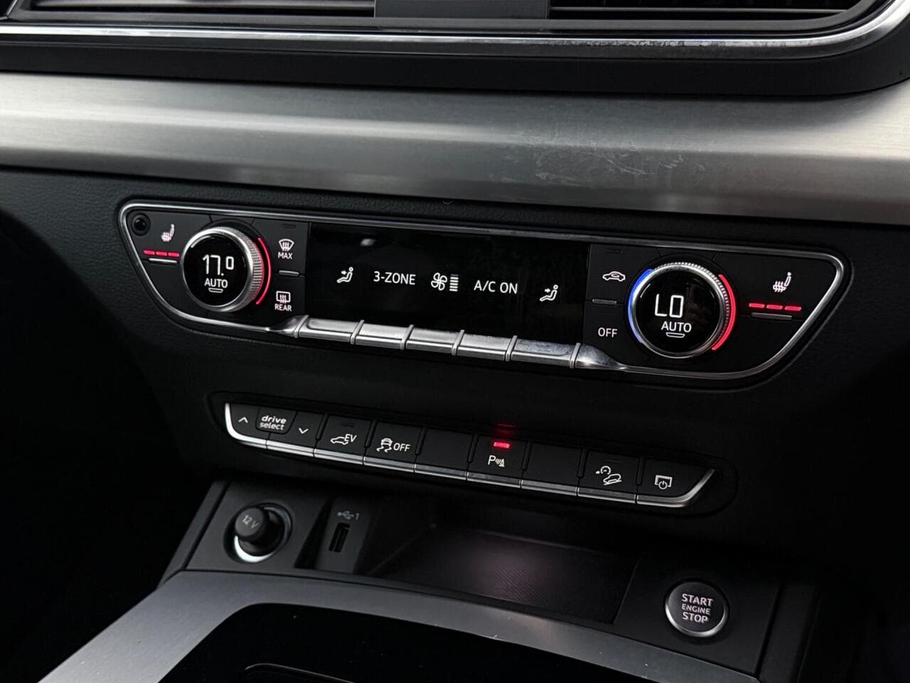 Audi Q5 thumbnail Misc Controls