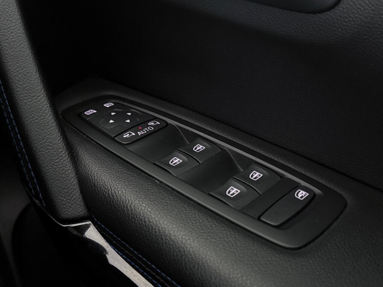 Renault Kadjar thumbnail Misc Controls