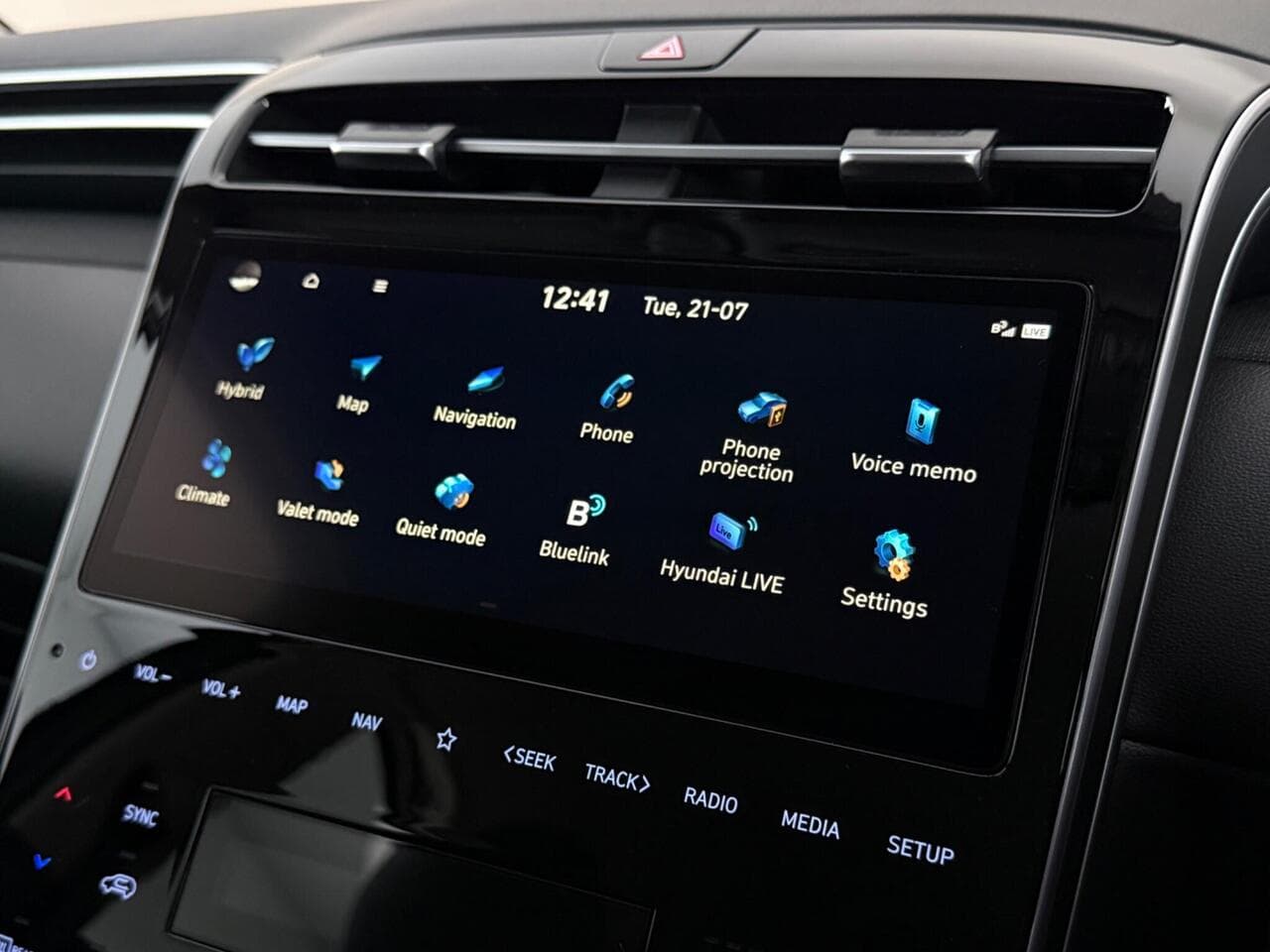 Hyundai TUCSON thumbnail Infotainment System
